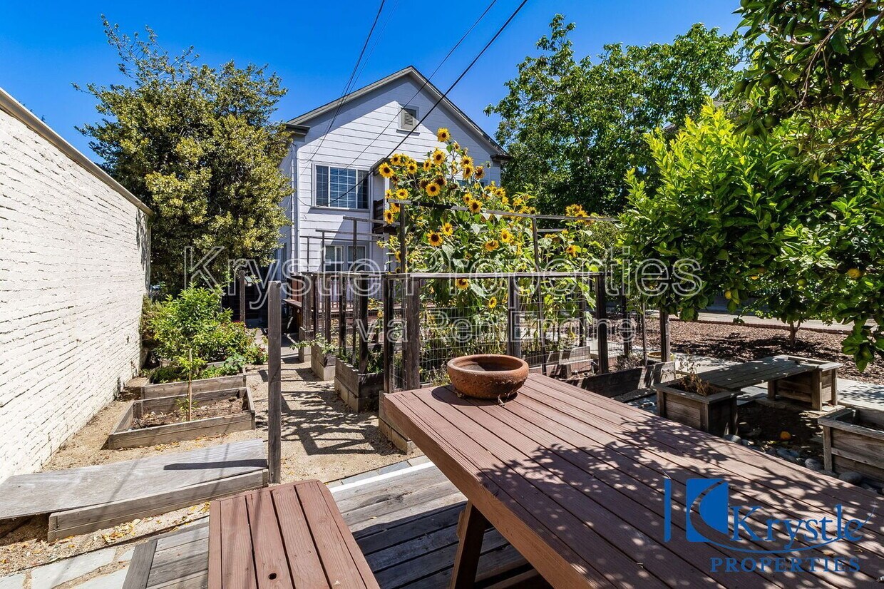 Foto principal - 1324 Wanda St