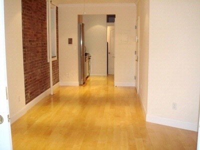 Foto principal - 722 Tenth Avenue