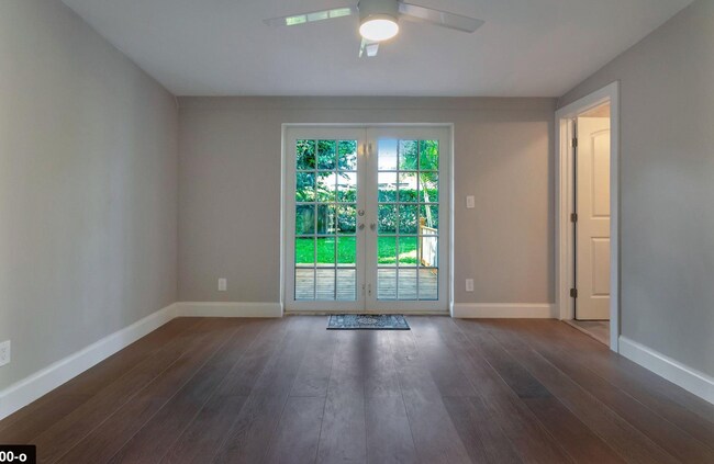 Foto del edificio - 959 SW 18th St