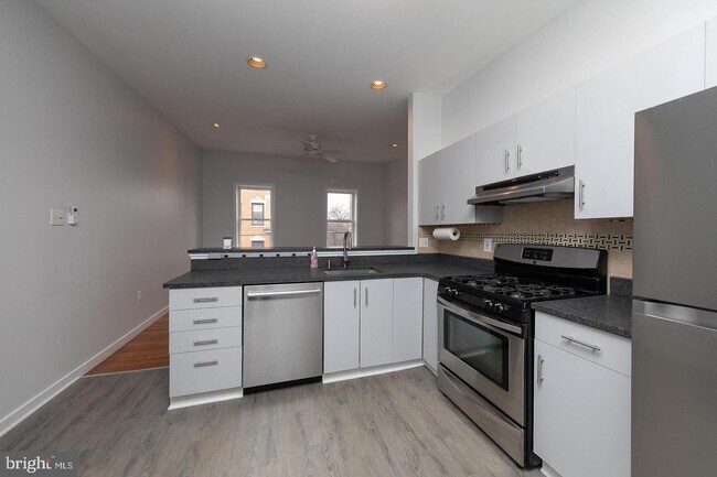 Building Photo - 720 S 8th St