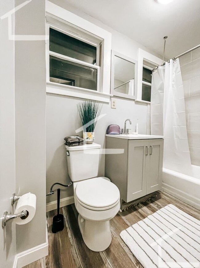 Foto del edificio - Budget Friendly Apt Near Harvard!   Perfec...