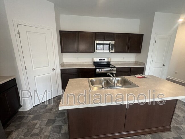 Building Photo - 10833 Penwell Wy