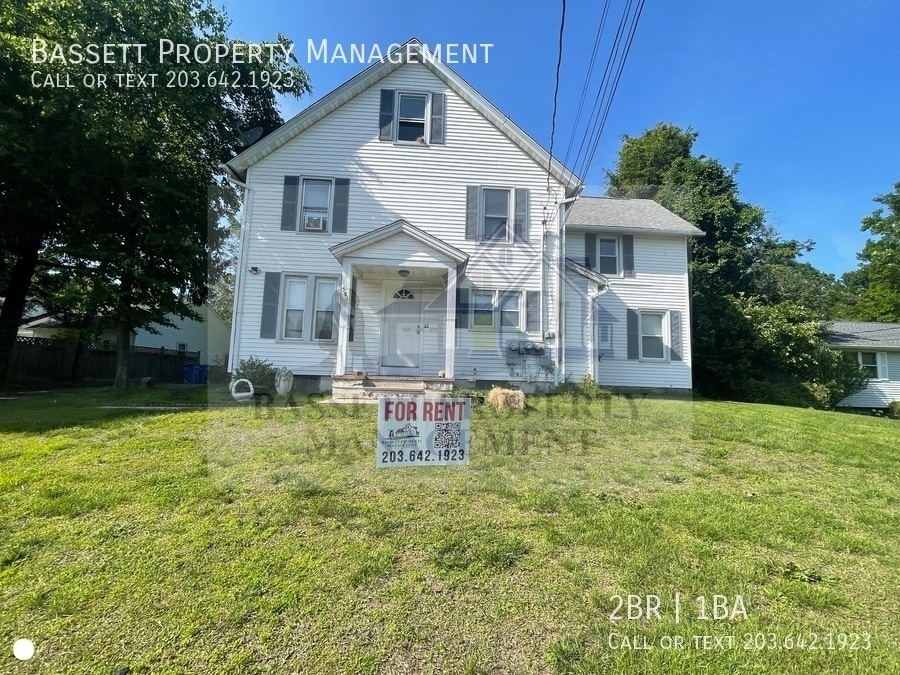 Primary Photo - 581 W Woods Rd