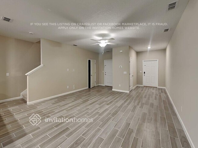 Foto del edificio - 659 Cherry Ridge Dr