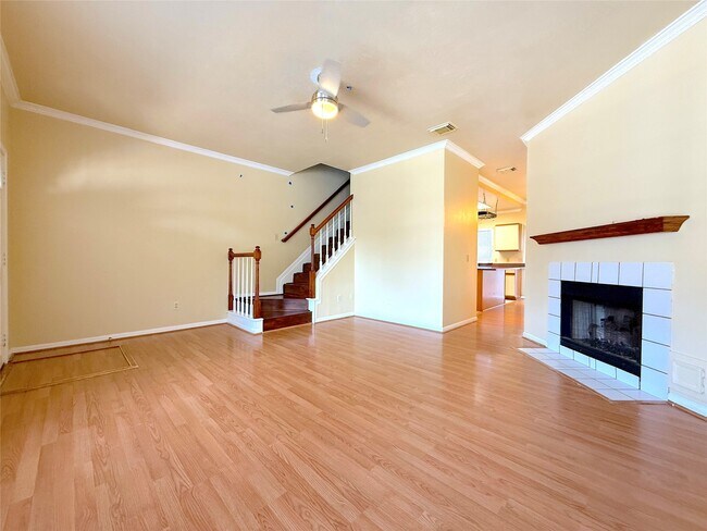 Foto del edificio - 2930 Grants Lake Blvd
