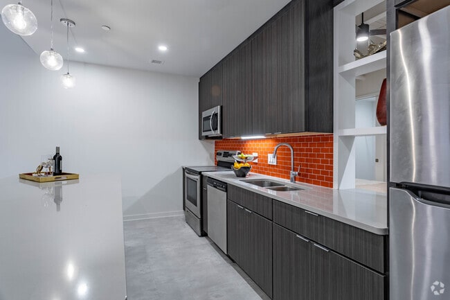 1BD, 1BA - The Lofts at The East End