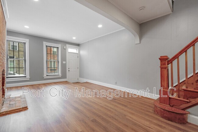 Foto del edificio - 1465 Stevenson St