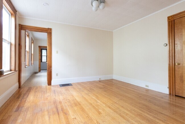 Foto del edificio - 105 Pine St