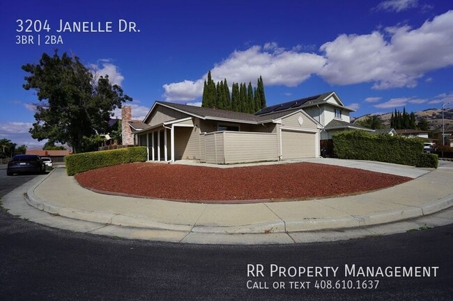 Building Photo - 3204 Janelle Dr