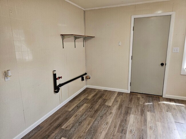 Foto del edificio - 2 bed 1 bath single family home in Wisconsin Rapids