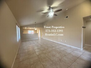 Building Photo - 4842 Calle Bella Ave