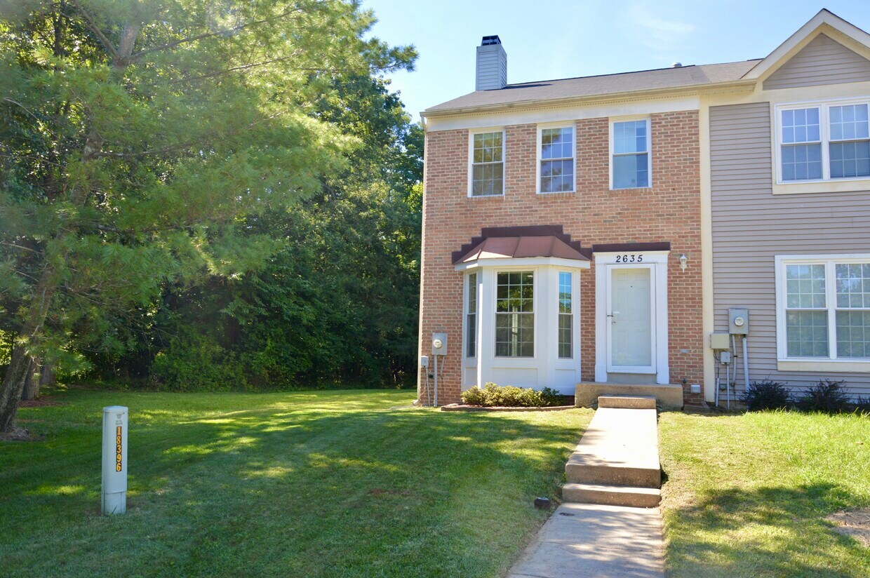 2635 Deer Ridge Dr, Silver Spring, MD 20904 Townhome Rentals in
