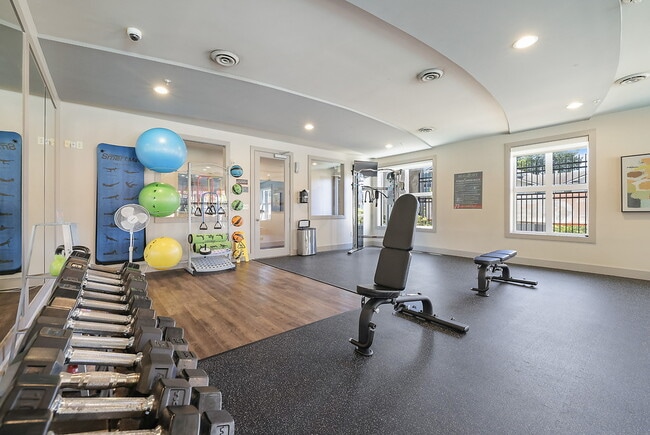 Building Photo - Beaumont