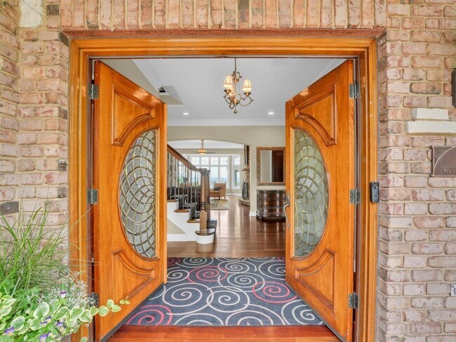 Foto del edificio - Lake Home for Rent in Racine