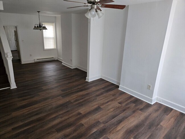 Foto del edificio - 3 Bedroom townhouse in Wilmington