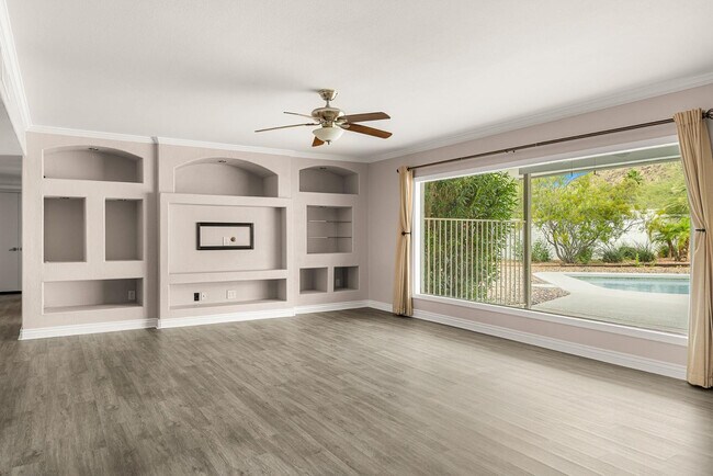 Foto del edificio - 6724 N 58th Pl