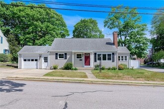 Building Photo - 76 Crossland Rd