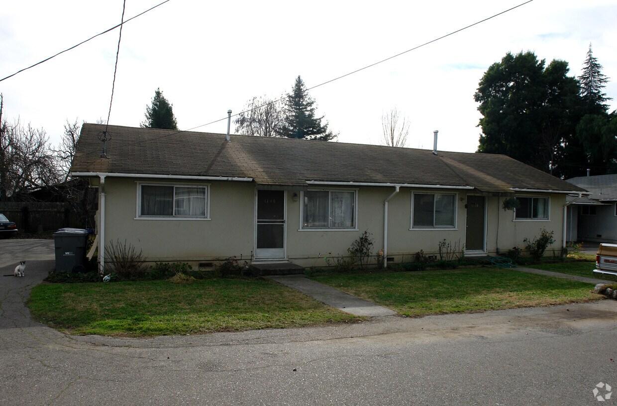 1642 Dutton Ave, Santa Rosa, CA 95407 Apartments in Santa Rosa, CA