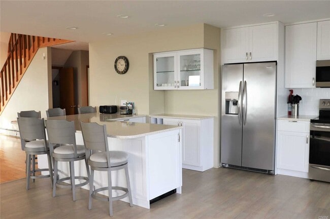 Building Photo - 560 Wampum Way