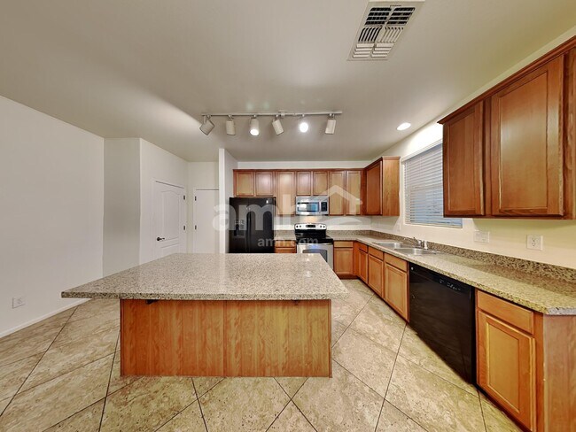 Foto del edificio - 4152 E Vest Ave