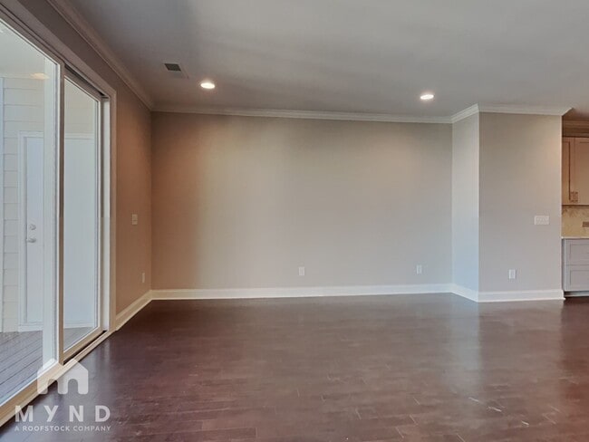 Foto del edificio - 2547 Statesville Ave