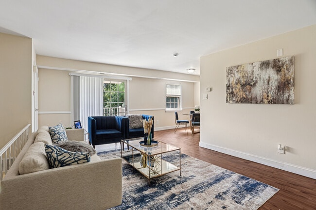 Building Photo - The Village of Pennbrook Apartments
