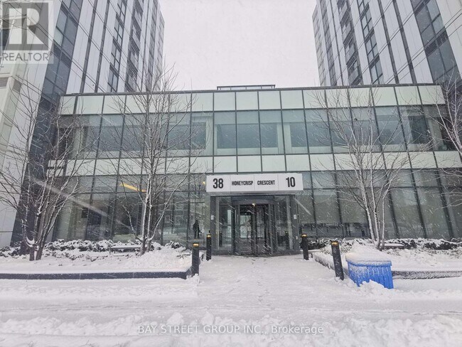 Photo du bâtiment - 10 Honeycrisp Cres