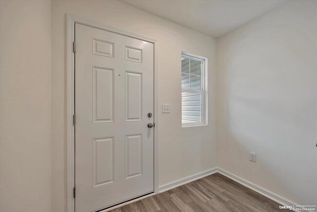 Building Photo - 45105 Red Brick Dr