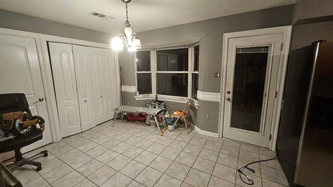 Building Photo - 3505 Pecan Dr