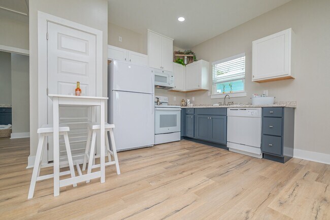 Foto del edificio - 2121 Farm to Market Road 3036, Unit 110