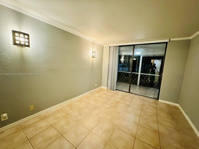 Foto del edificio - 2731 Taft St