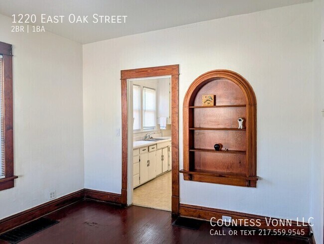 Foto del edificio - 1220 E Oak St