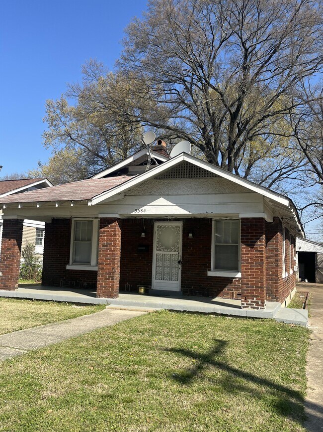 Building Photo - 3584 Coleman Ave