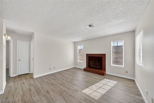 Building Photo - 2702 Alicialynn Way