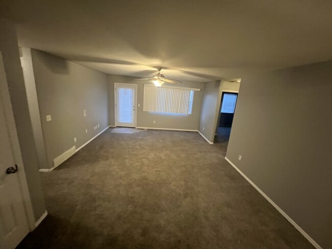 Building Photo - 2921 Anchor Dr