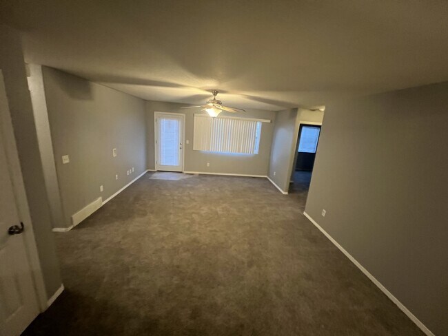 Foto del edificio - 2921 Anchor Dr