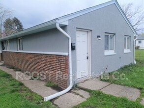 Building Photo - 139 Stevens Ave