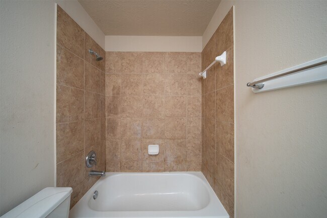 Foto del edificio - 19543 Otter Trail Ct