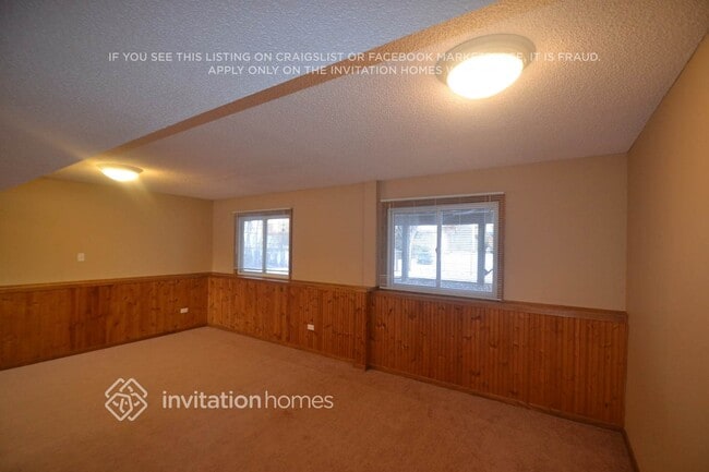 Building Photo - 1311 Minnesota St S