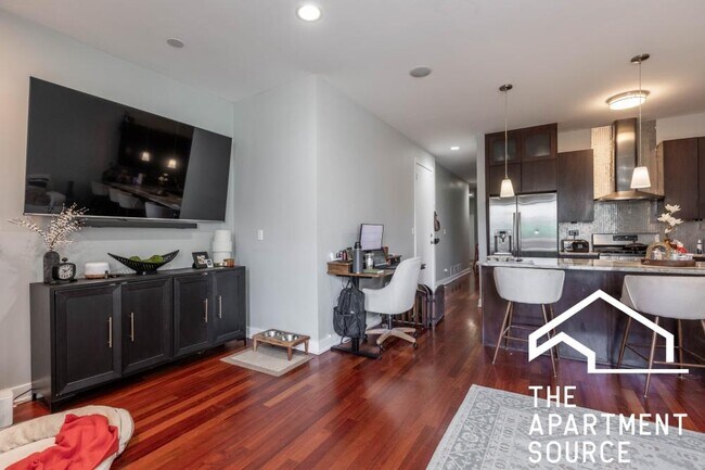 Building Photo - 2 bedroom in Chicago IL 60642