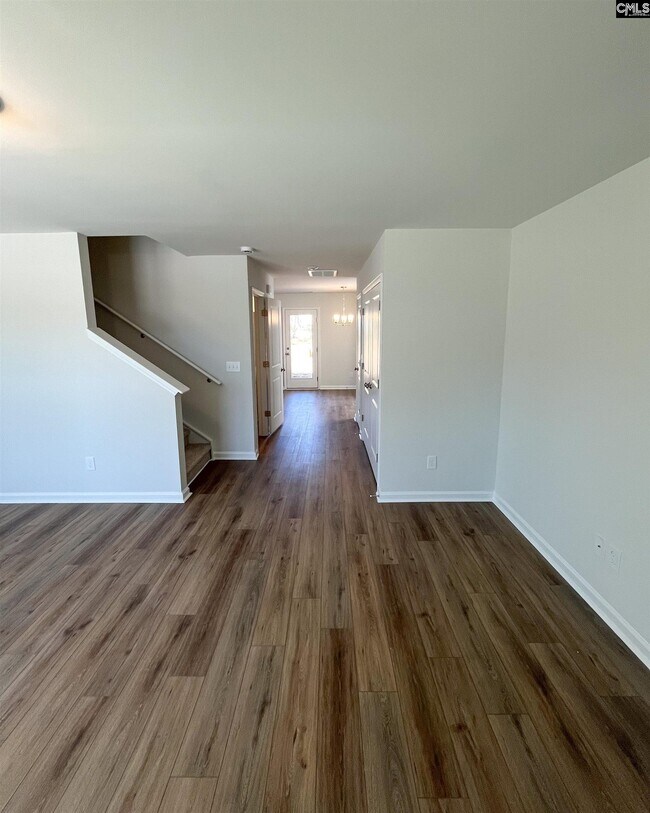 Building Photo - 809 Coburg Ln