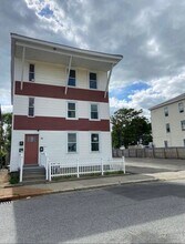 Building Photo - 12 Lyon St
