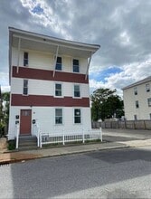 Building Photo - 12 Lyon St
