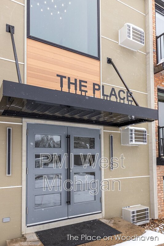 Building Photo - 8444 Woodhaven Dr SW