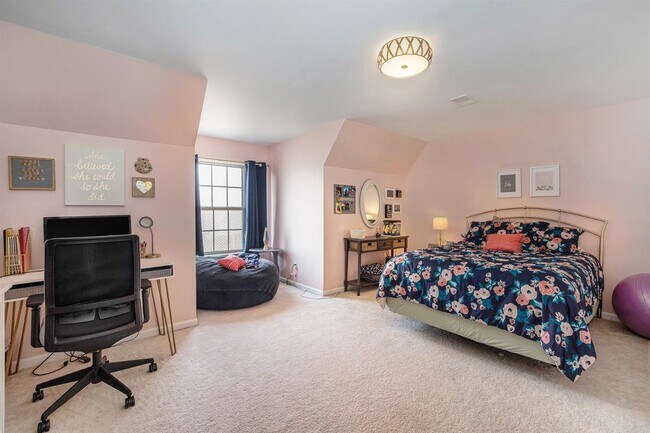 Foto del edificio - 1320 Addington Ln