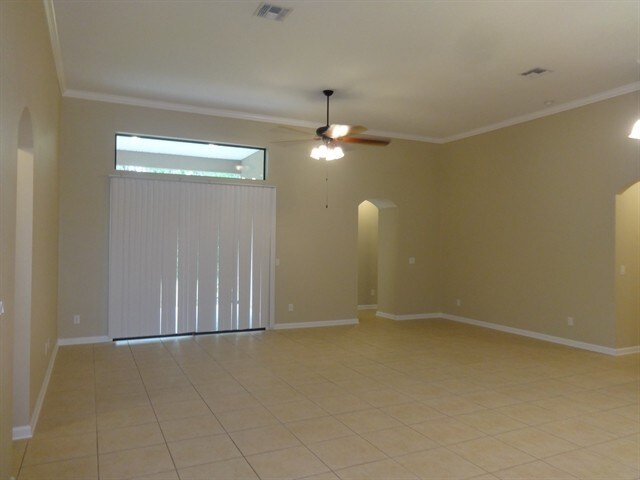 Building Photo - 163 Puritan Road