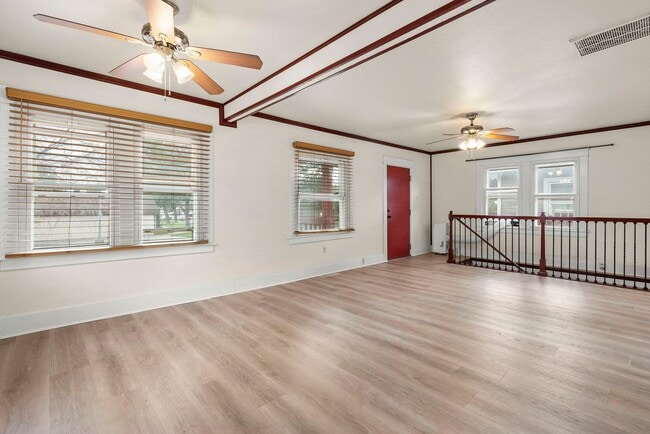 Building Photo - Charming Two-Story Home in Sparks with Fen...
