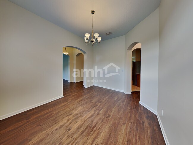Foto del edificio - 86183 Evergreen Place