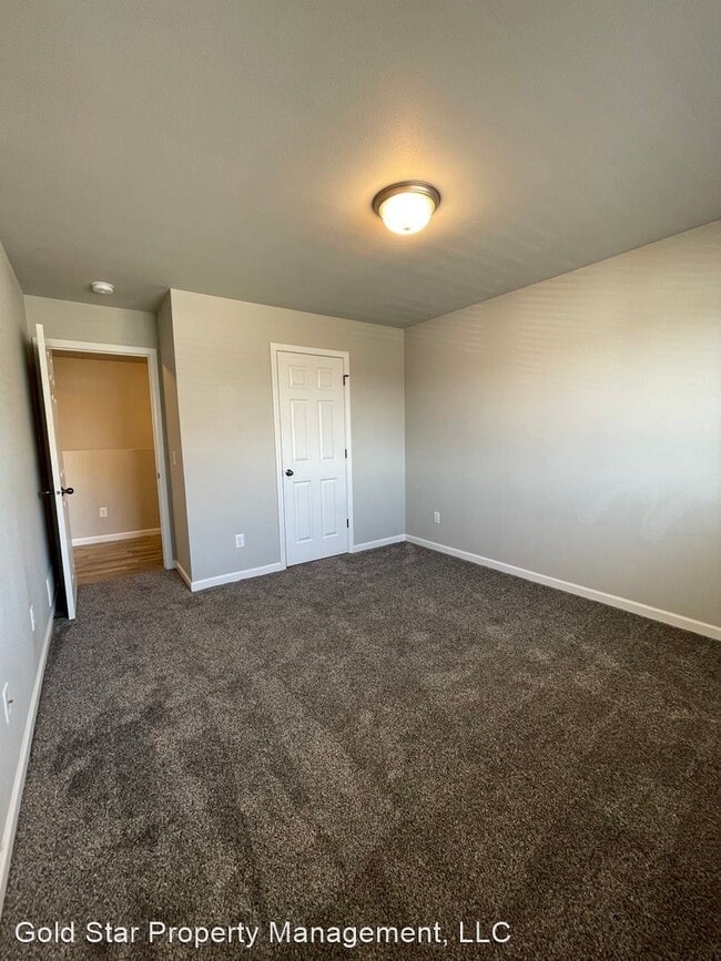 Building Photo - 3 br, 2.5 bath House - 3304 Kenner Loop