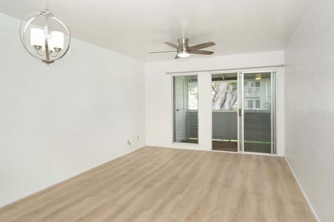 Building Photo - Waiau Garden Court #110